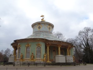The Chinese House was built from 1755 to 1764. This is what they called a mix of Rococo and Oriental style.